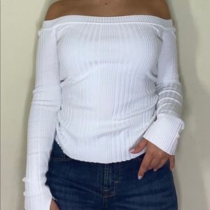 Off the shoulder long sleeve slim fit blouse